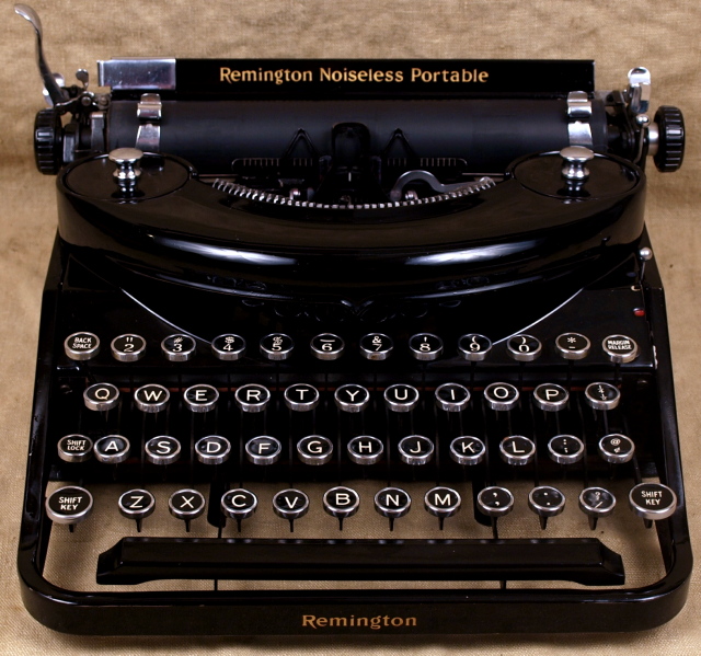 /i/TYPEWRITERS3444/P5223986.JPG